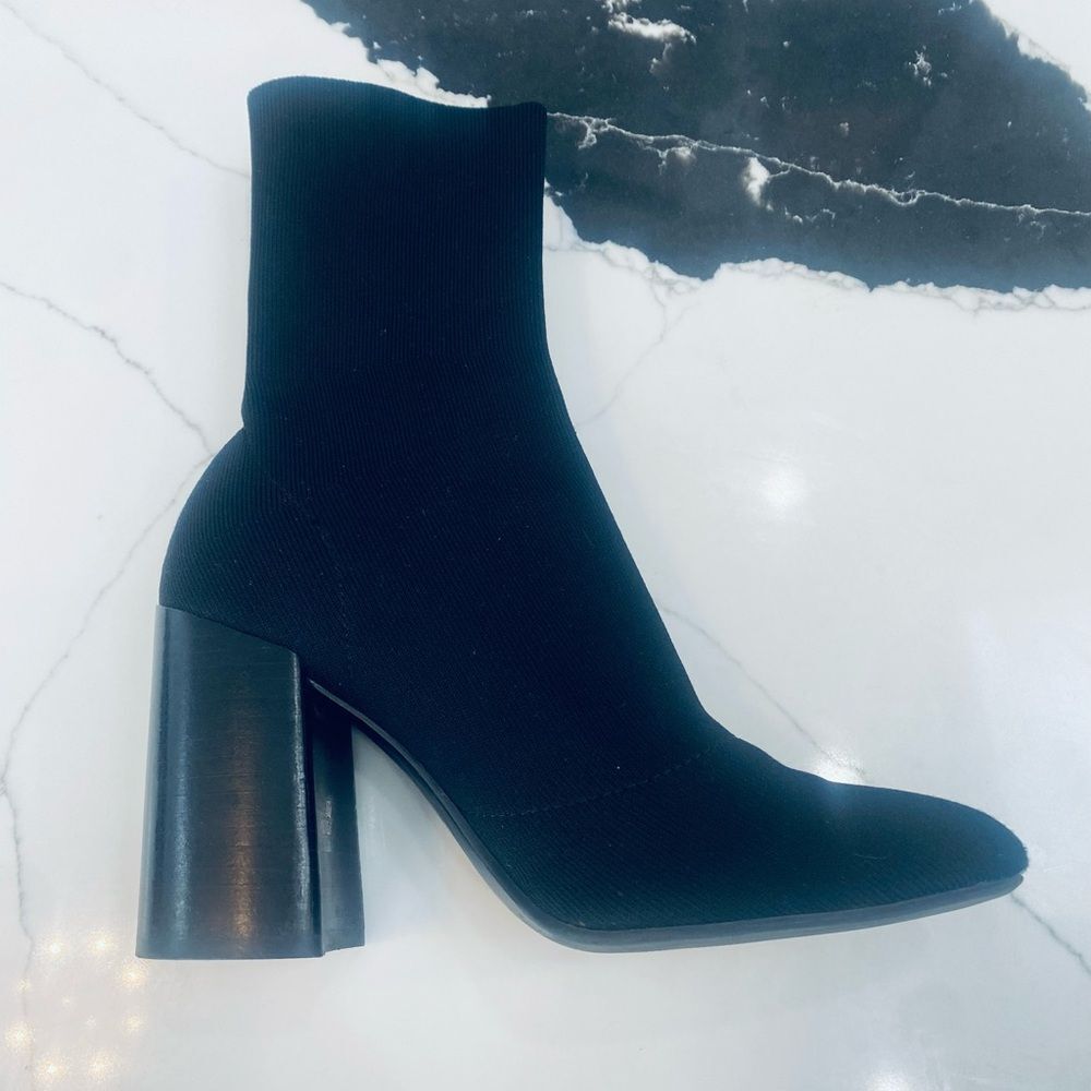 Steve Madden Elegant Black Heeled Boots